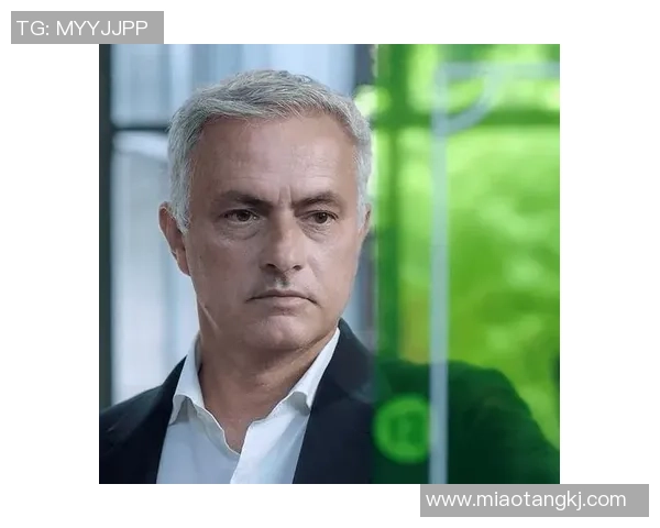 足球明星专访：揭秘他们背后的故事与职业生涯的心路历程